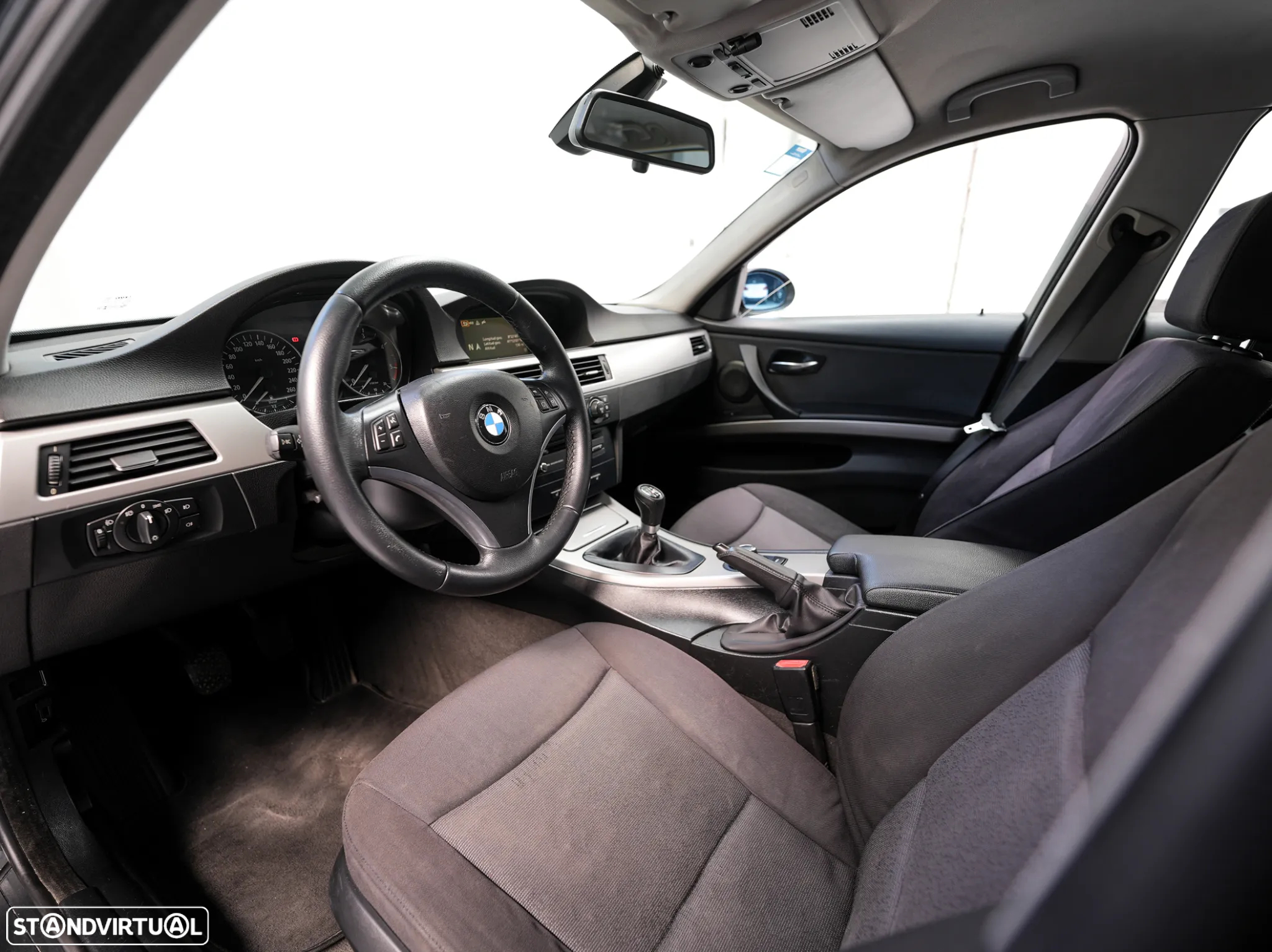 BMW 320 d Touring Exclusive - 9