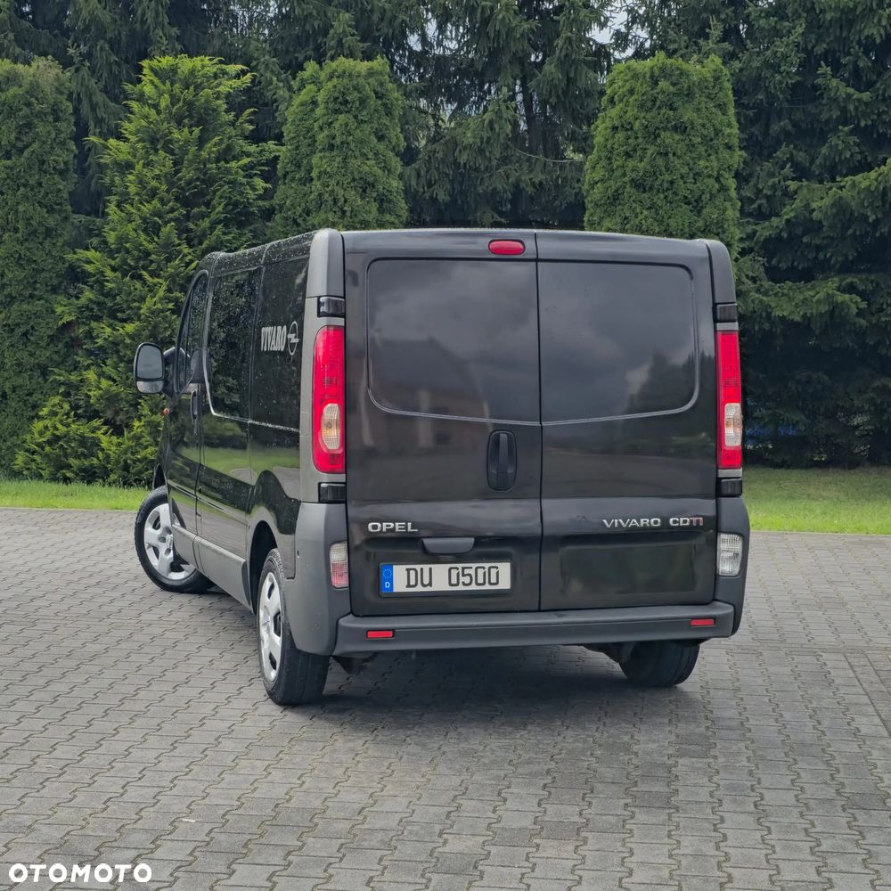 Opel Vivaro - 10
