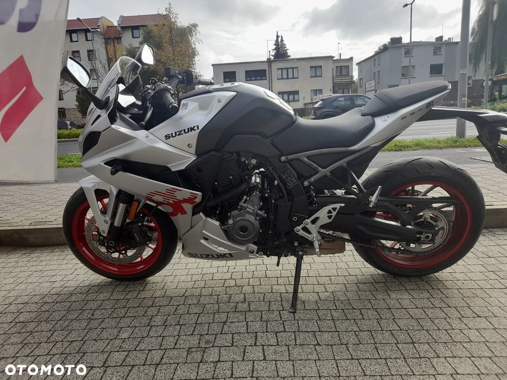 Suzuki GSX - 1