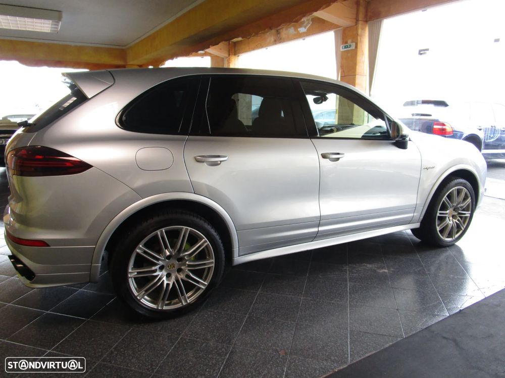 Porsche Cayenne S Tiptronic S - 9