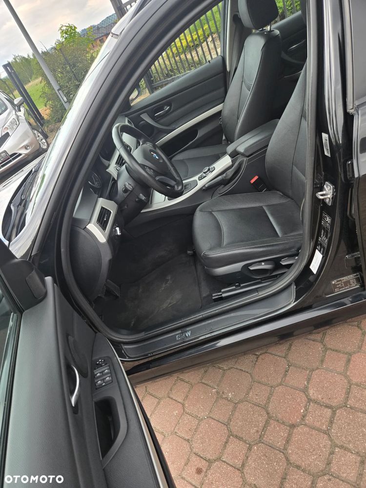 BMW Seria 3 318i Edition Exclusive - 11