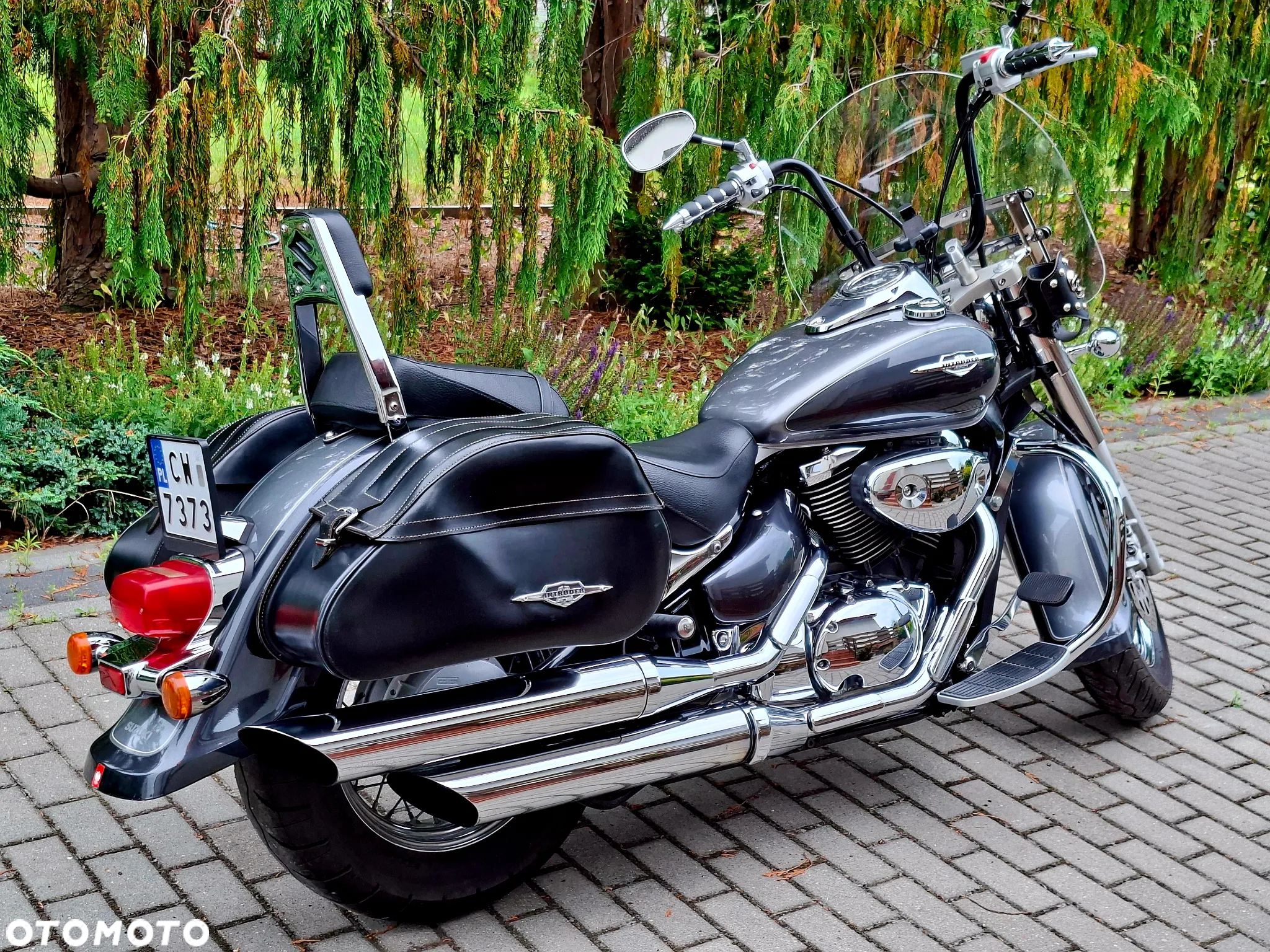 Suzuki Intruder - 7