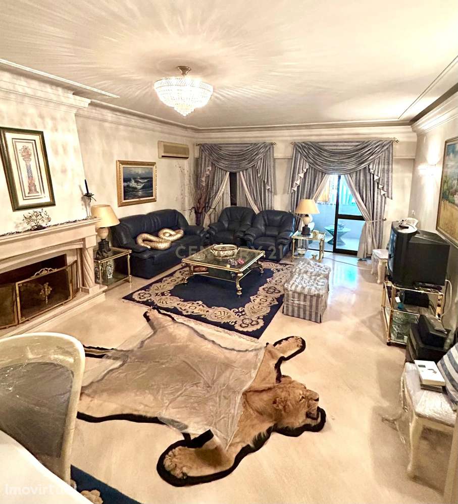 Apartamento T4 para arrendamento na freguesia de Arroios, em Lisboa - Grande imagem: 2/27