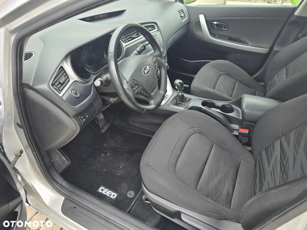Kia Ceed 1.4 CRDi M - 8
