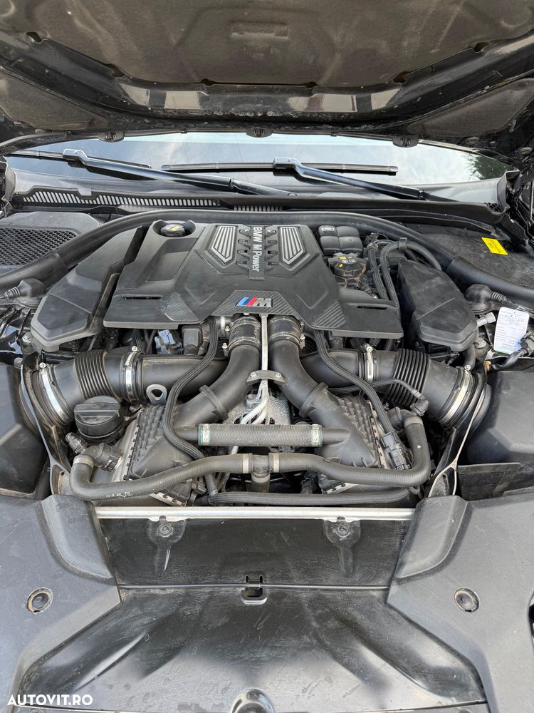 BMW M5 CS AT - 9
