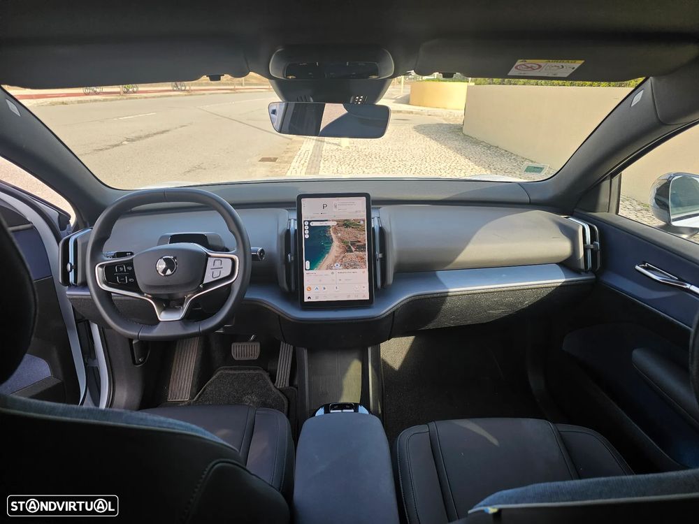 Volvo EX30 - 5