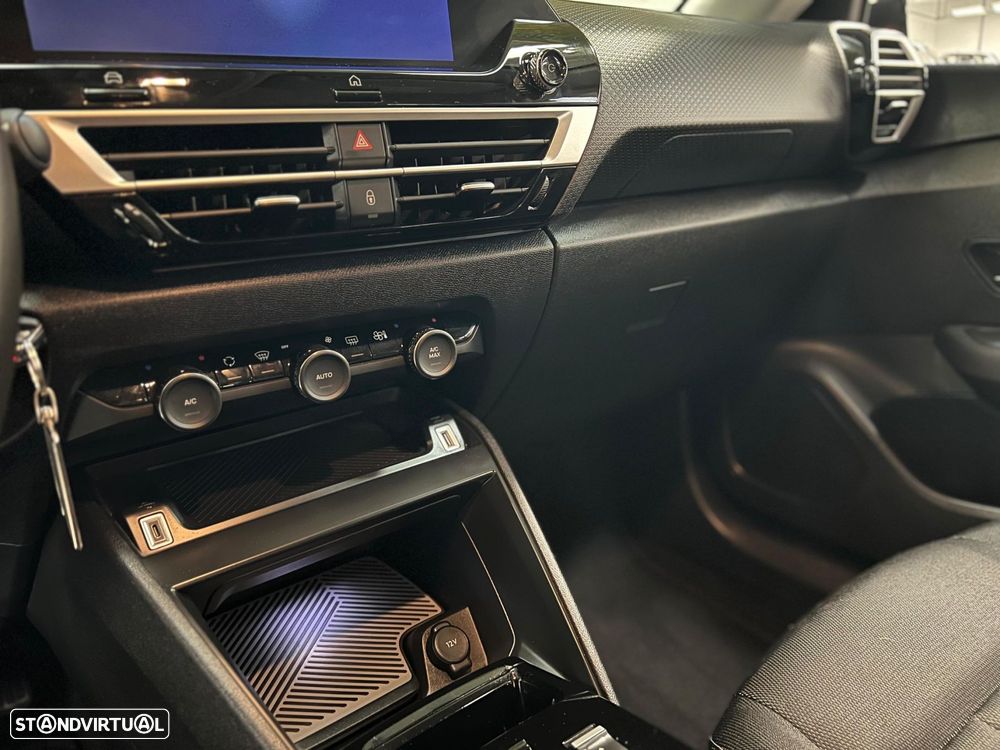 Citroën C4 1.2 Hybrid Plus e-DSC6 - 14