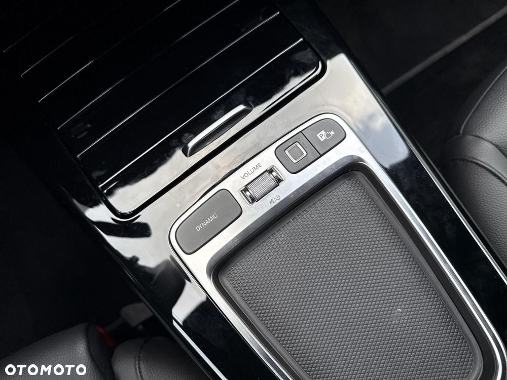 Mercedes-Benz CLA 200 mHEV Progressive 7G-DCT - 21