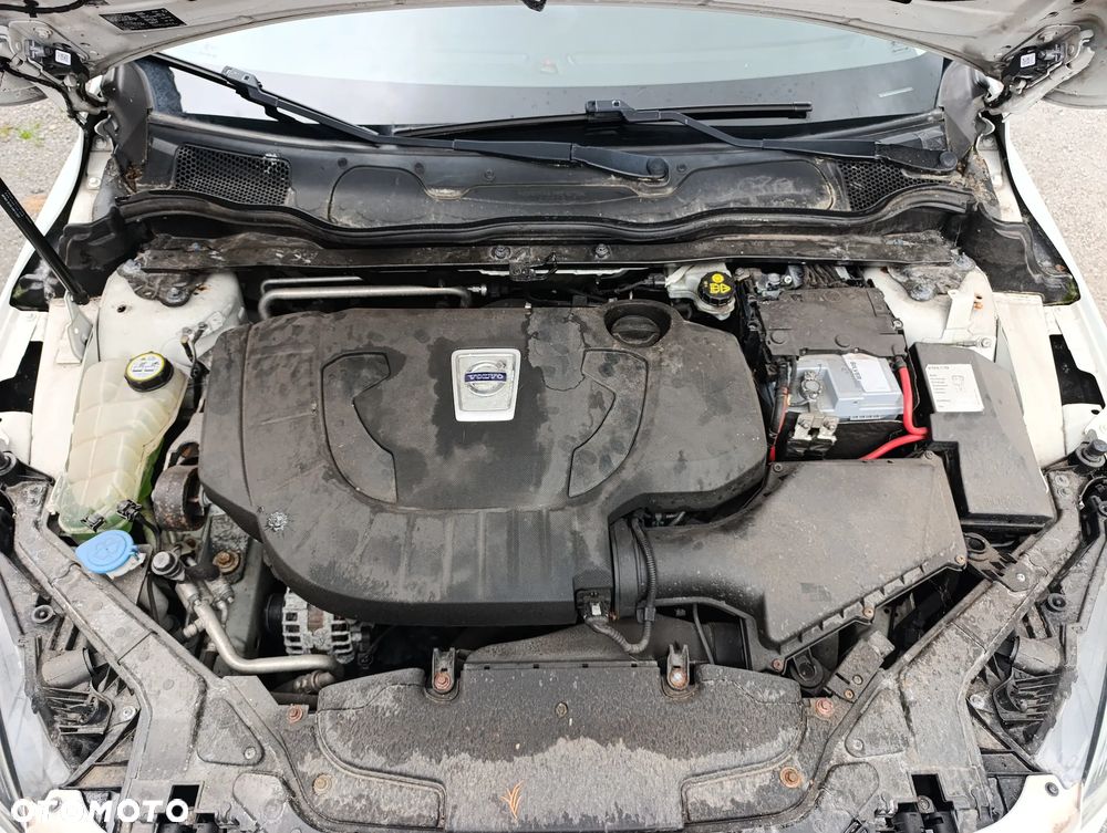 Volvo V40 D3 You - 35