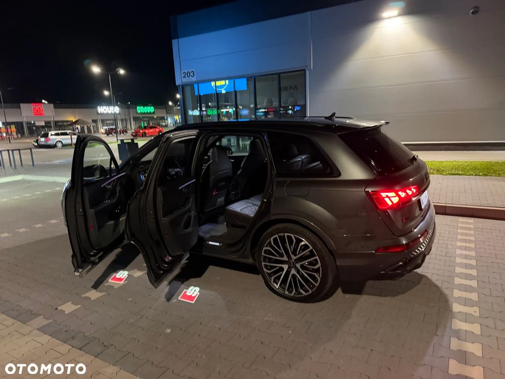 Audi Q7 60 TFSI e PHEV Quattro S Line Tiptr - 8