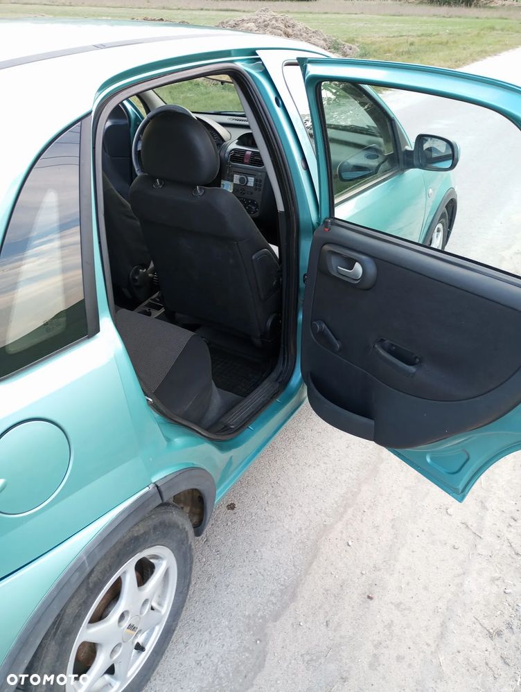 Opel Corsa 1.2 16V Enjoy - 6