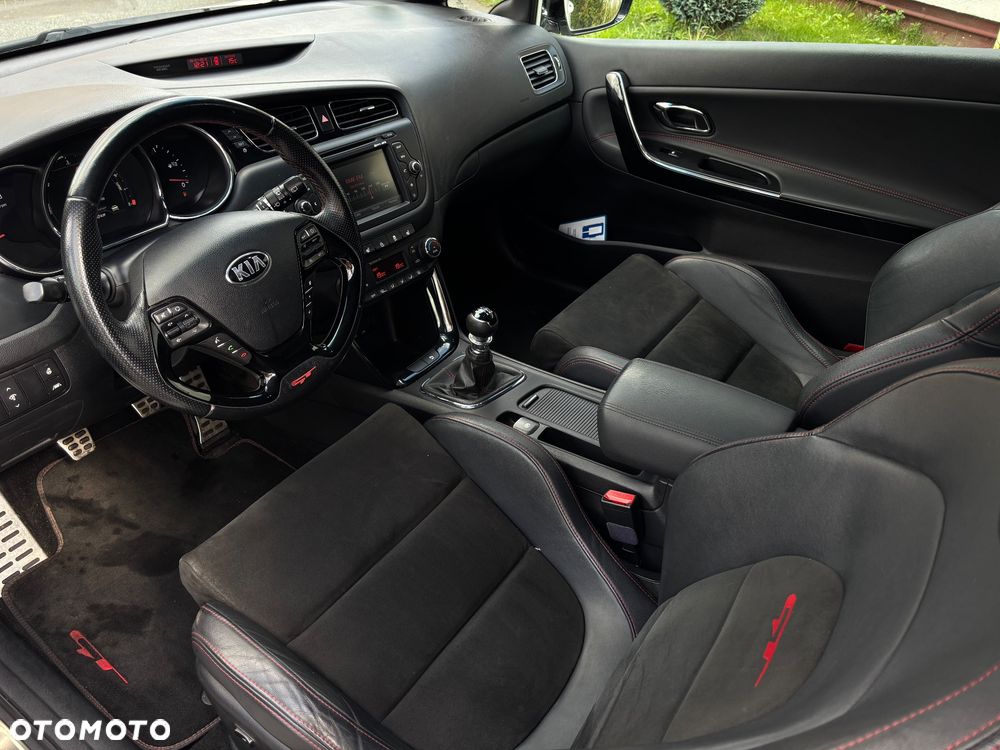Kia Ceed 1.6 T-GDI GT-Challenge - 9