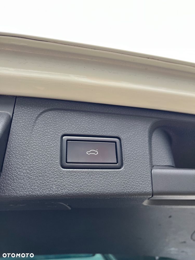 Volkswagen Passat Alltrack - 41