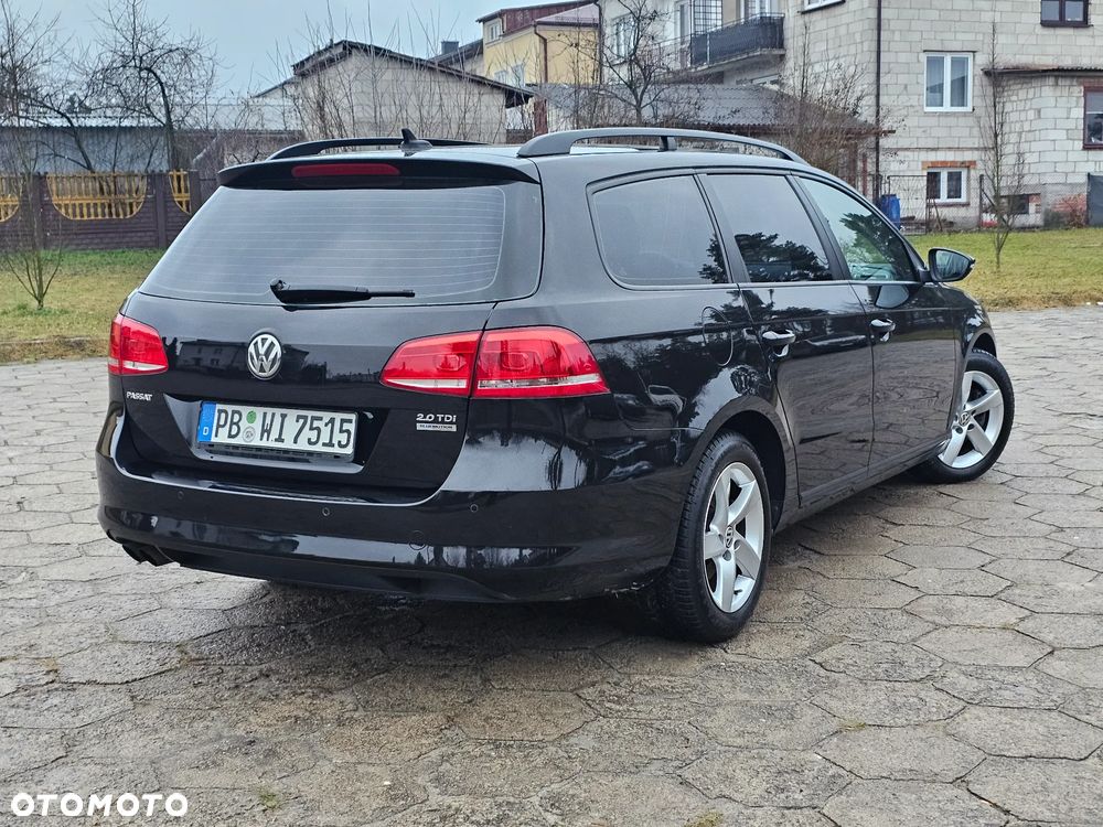 Volkswagen Passat 2.0 TDI DPF BlueMotion Technology Comfortline - 21