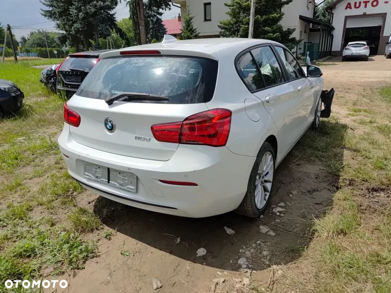 BMW Seria 1 118d Sport - 12
