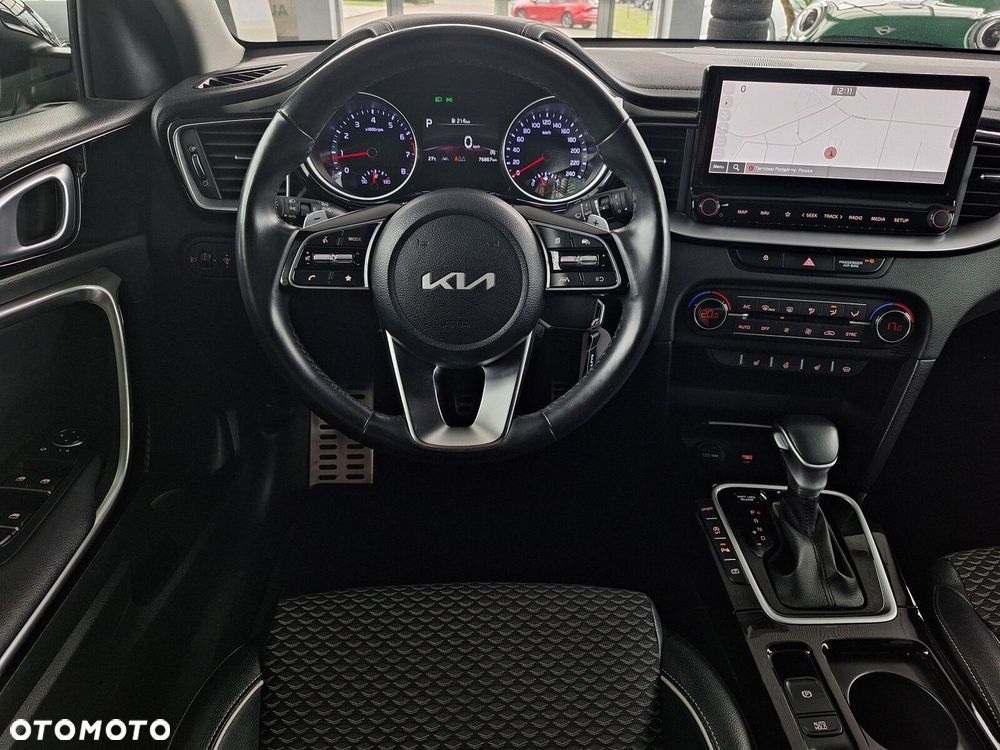 Kia Ceed 1.5 T-GDI Business Line DCT - 24