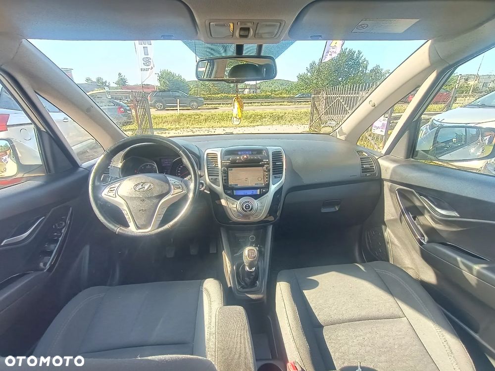 Hyundai ix20 - 10