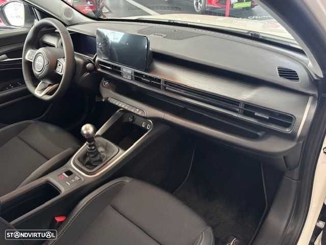 Jeep Avenger 1.2 GSE T3 Altitude - 28