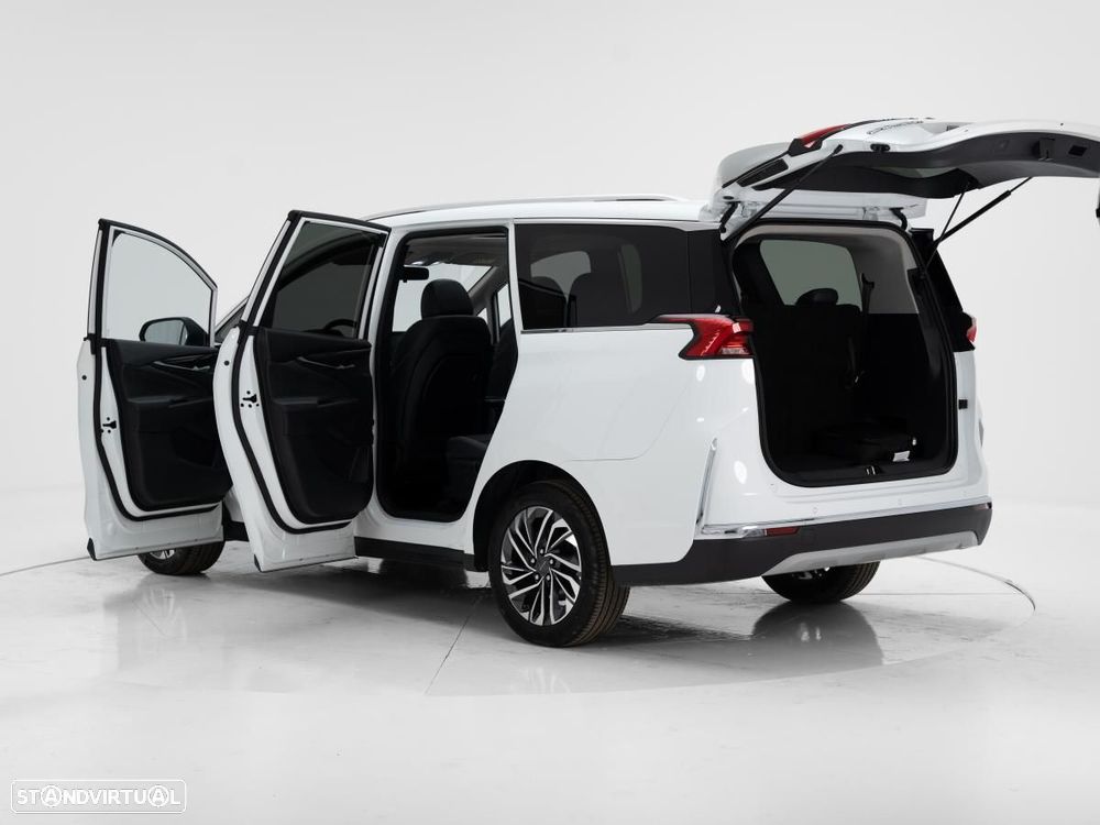 Maxus Euniq 5 - 6