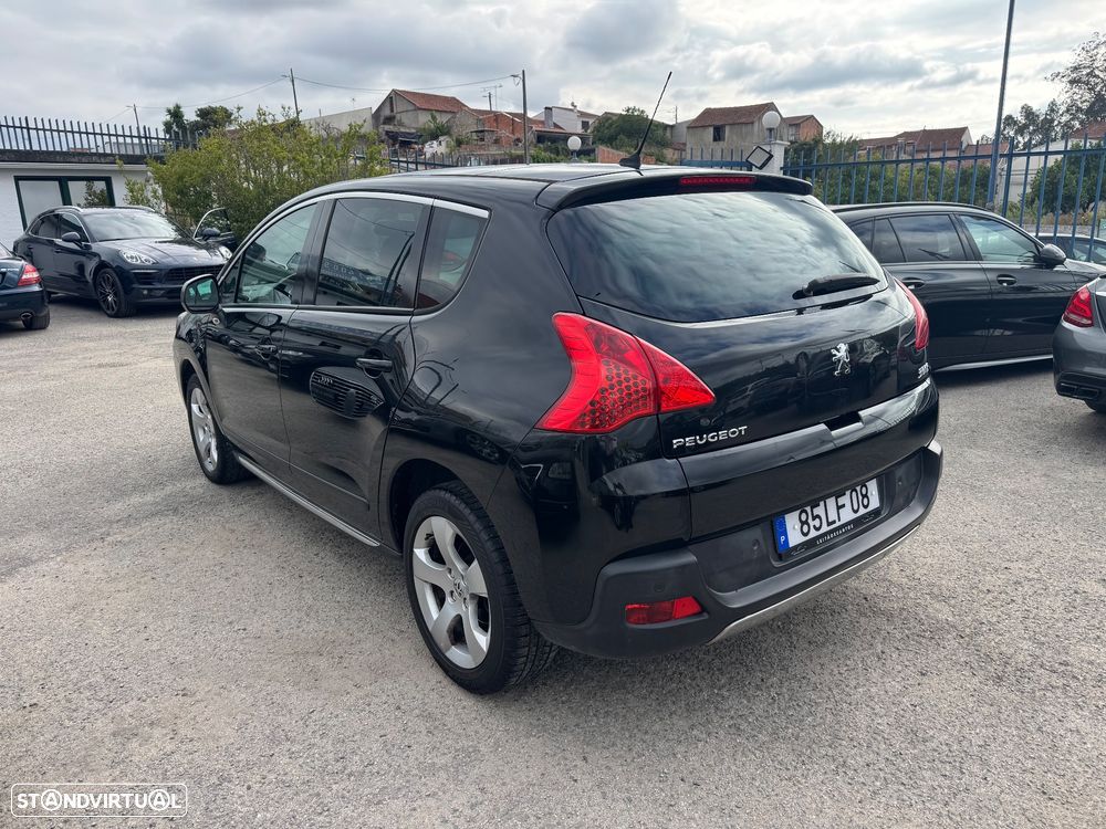 Peugeot 3008 1.6 HDi Executive — fotografia 6