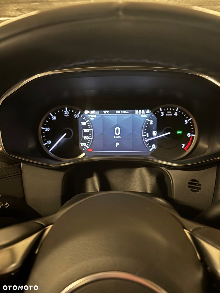 Jaguar F-Pace - 11