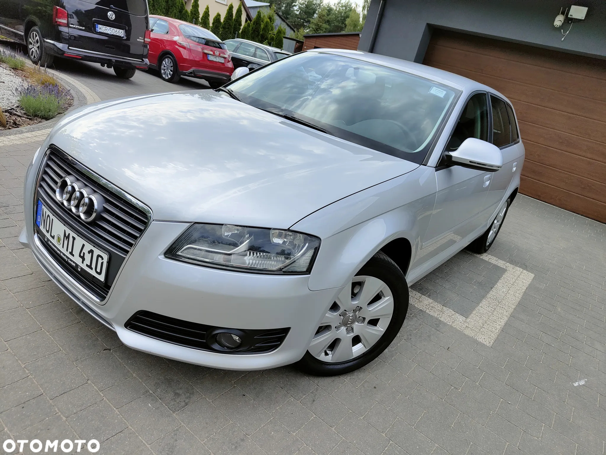 Audi A3 1.6 Sportback Ambiente - 2