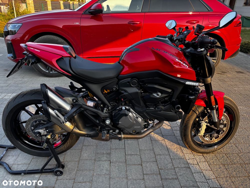 Ducati Monster - 11
