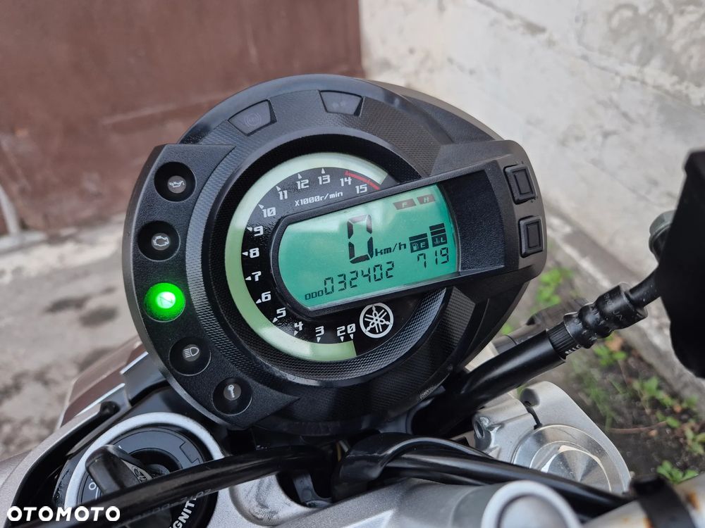 Yamaha FZ6 - 15