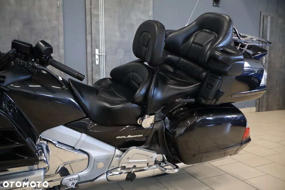 Honda GL - 25