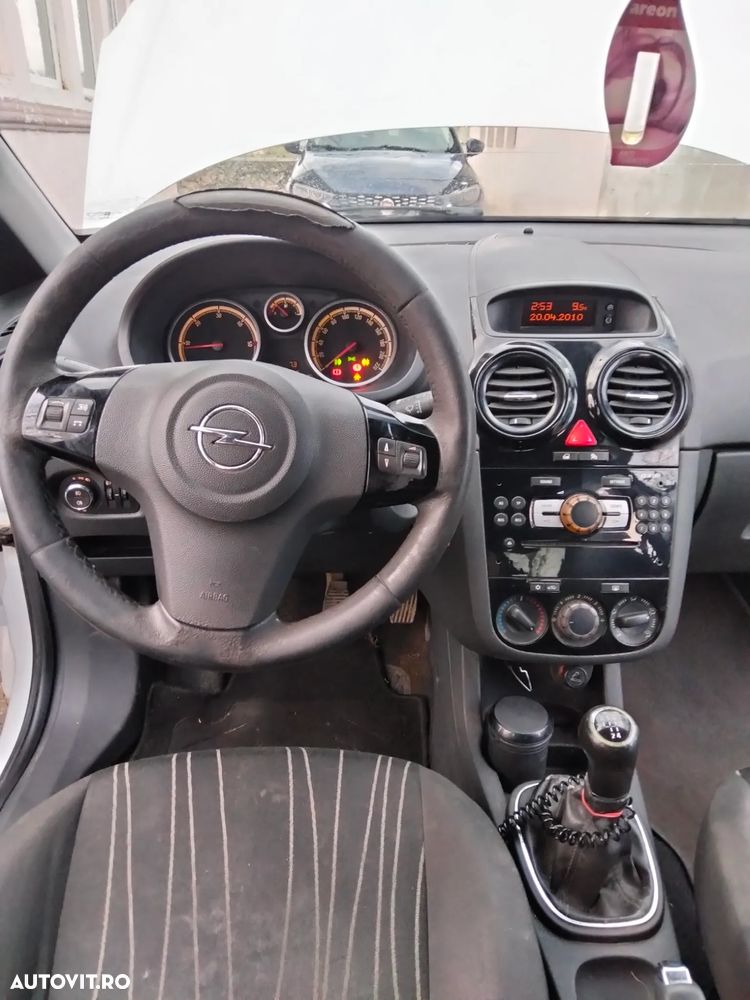 Opel Corsa 1.3 CDTI DPF (ecoFLEX) Innovation - 7