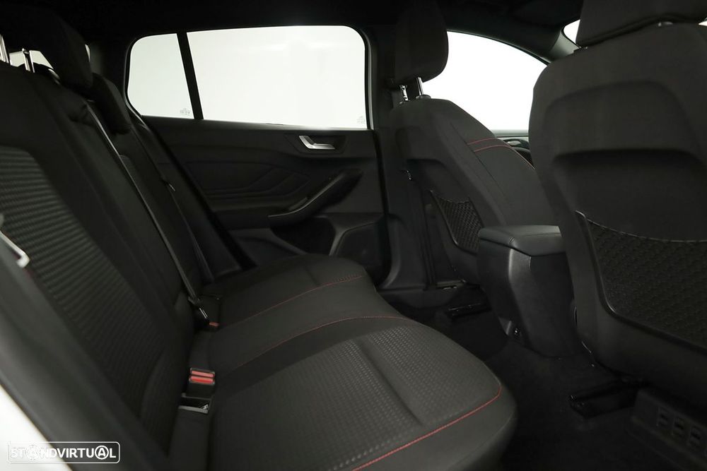 Ford Focus SW 1.0 EcoBoost MHEV ST-Line X Aut. - 19