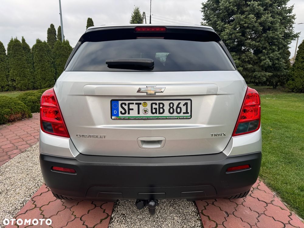 Chevrolet Trax 1.6 LS - 9