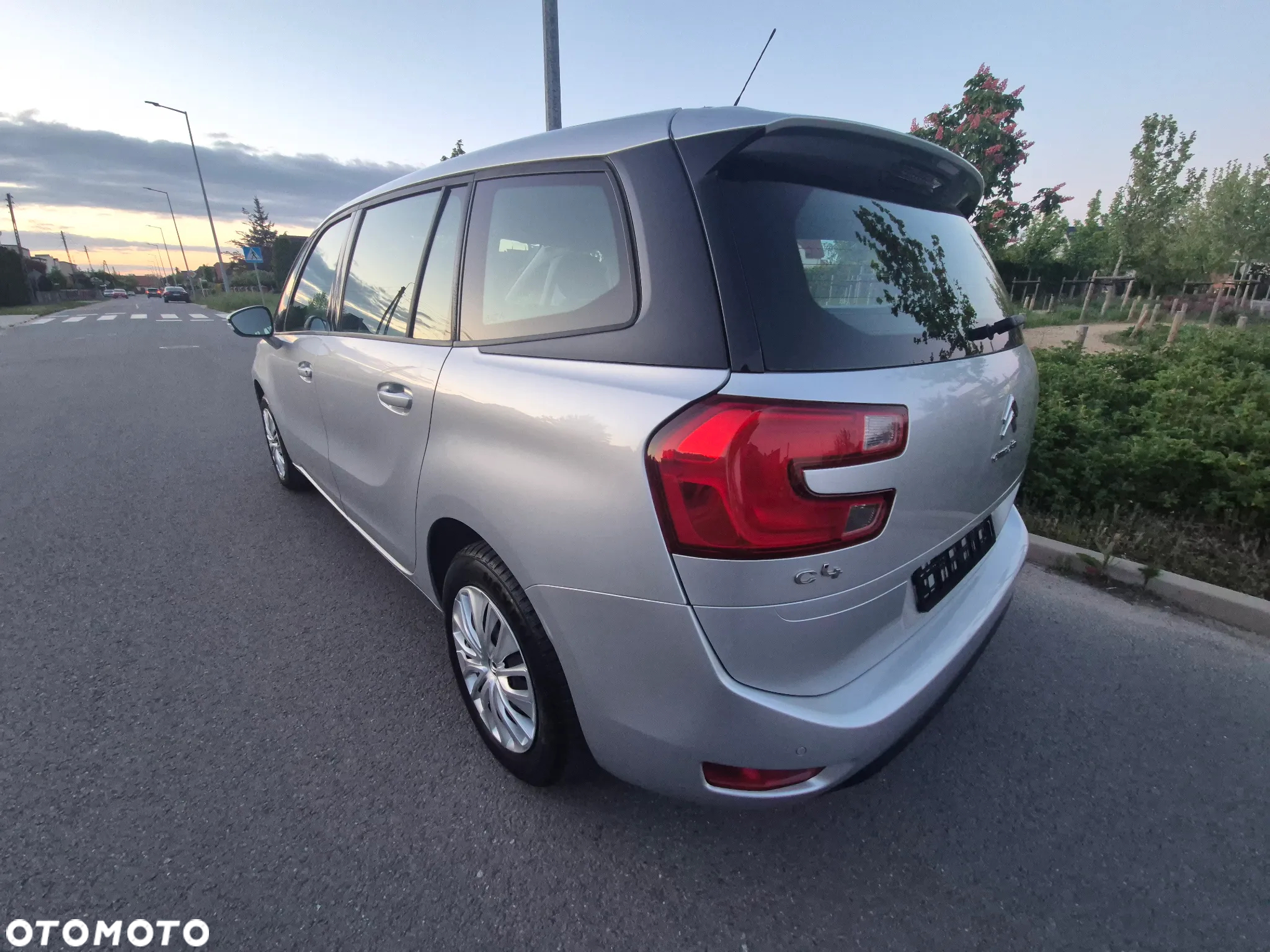 Citroën C4 Grand Picasso 1.6 VTi Attraction - 3