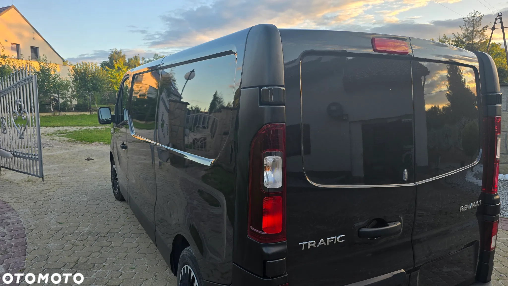 Renault Trafic - 26