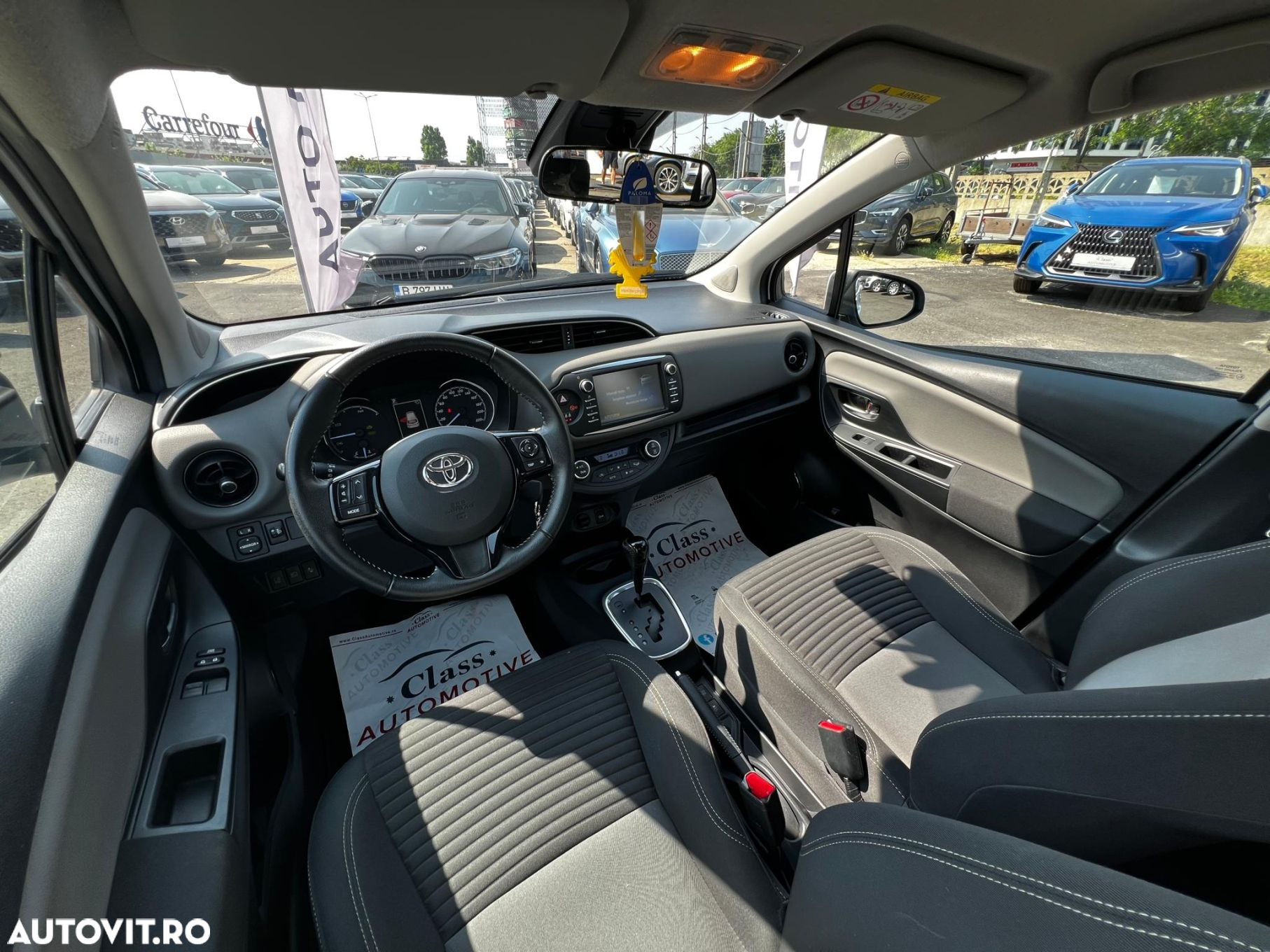 Toyota Yaris 1.5 VVT-i HSD Dynamic - 4