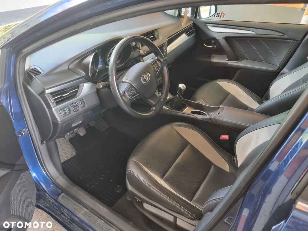 Toyota Avensis 2.0 D-4D Prestige - 10