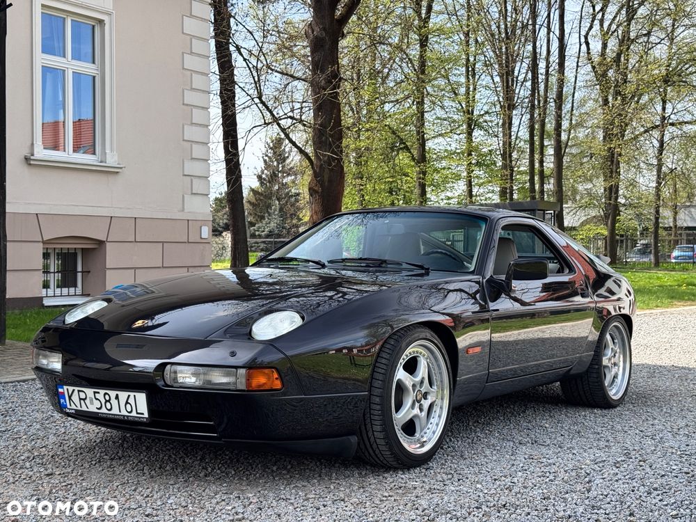 Porsche 928 - 20