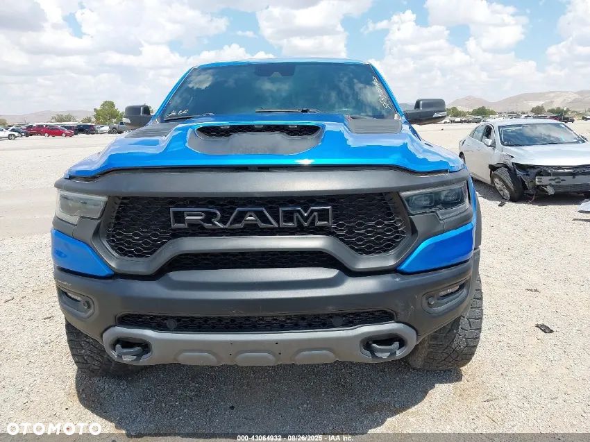 Dodge RAM TRX - 9