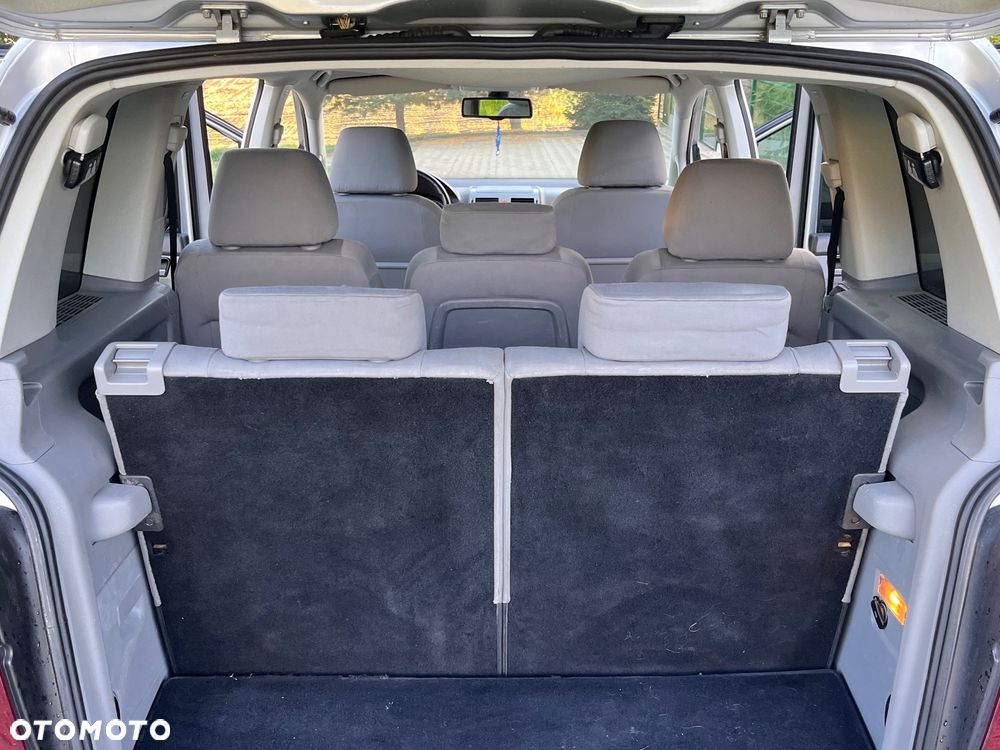 Volkswagen Touran 1.9 TDI DSG Trendline - 20