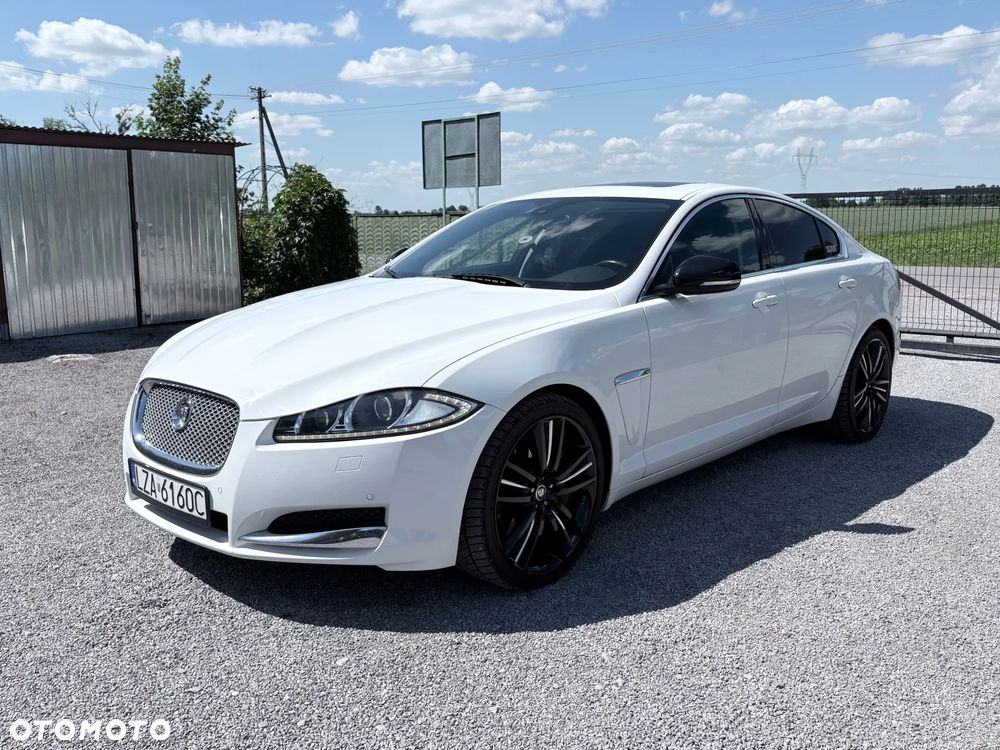 Jaguar XF 3.0 V6 D Premium Luxury - 1