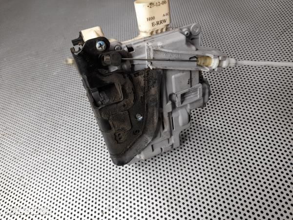 Fecho Porta Frente Dto Audi A3 (8P1) - 7