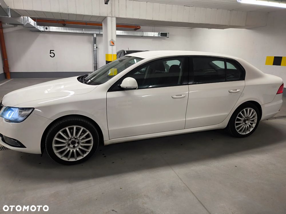 Skoda Superb 1.4 TSI Ambition - 6