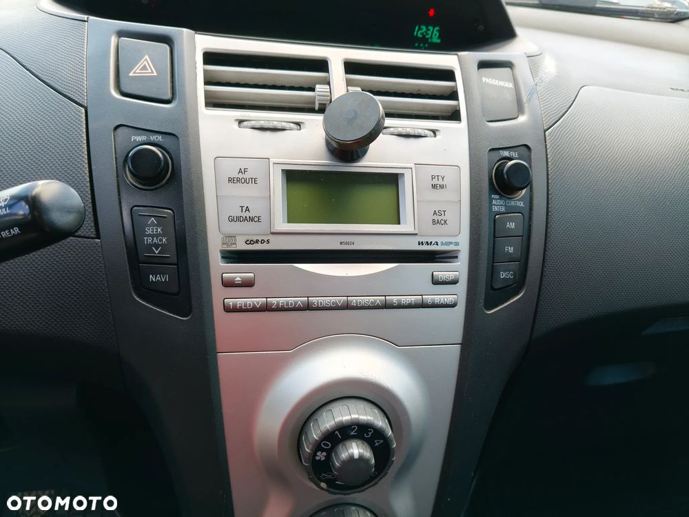 Toyota Yaris 1.4 D-4D Luna A/C - 29