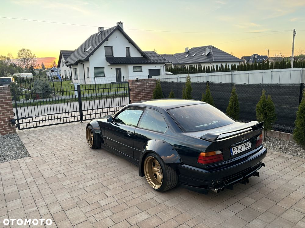 BMW Seria 3 328i - 14