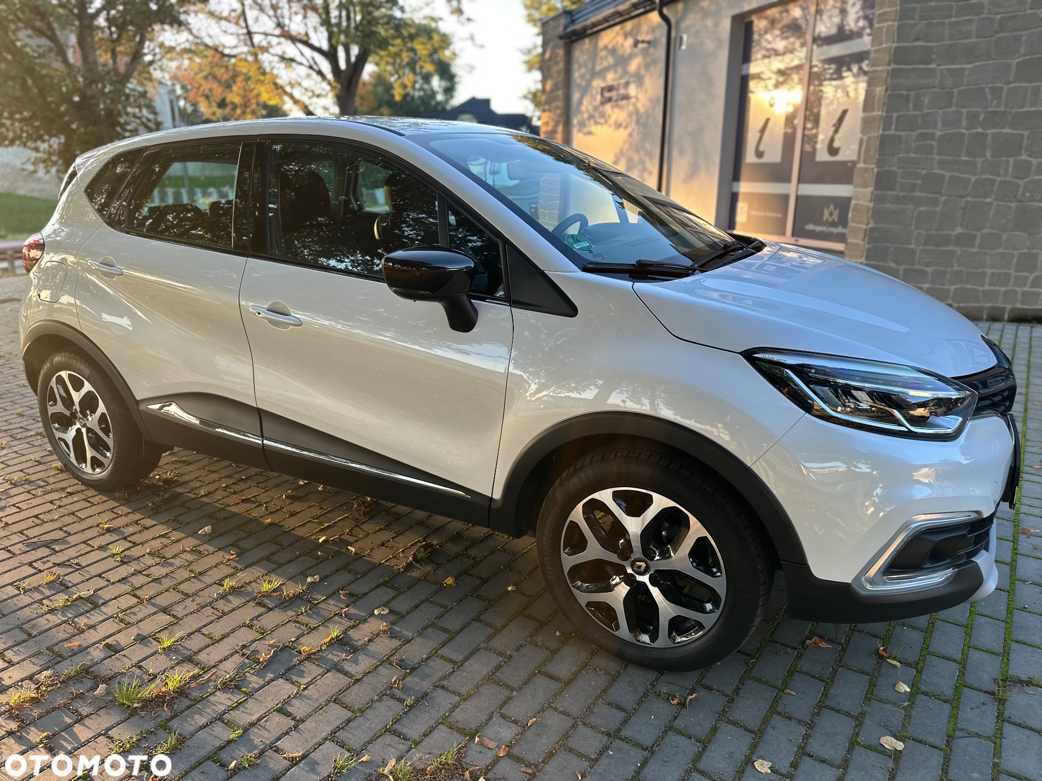 Renault Captur ENERGY TCe 90 Start&Stop Luxe - 19