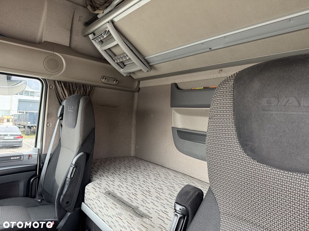 DAF XF 106.460 Lowdeck - 8