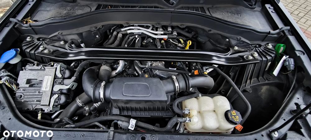 Ford Explorer EcoBoost Plug-in Hybrid PLATINUM - 27