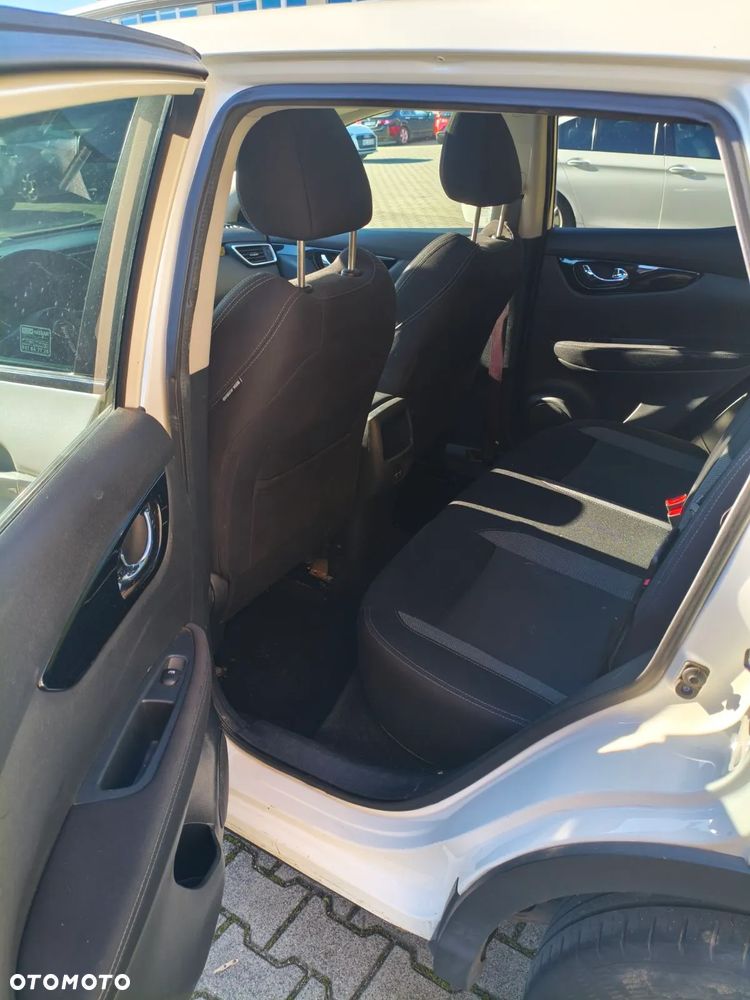 Nissan Qashqai 1.3 DIG-T N-CONNECTA - 4