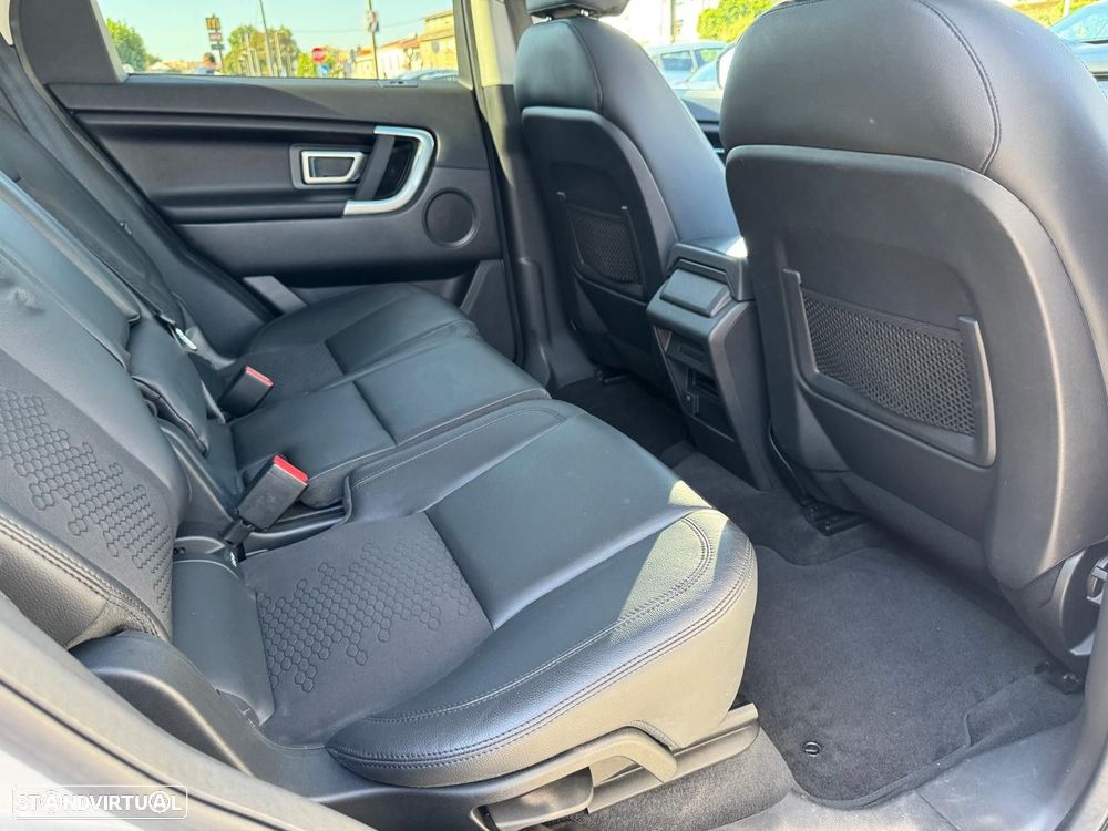 Land Rover Discovery Sport 2.0 eD4 HSE Luxury - 14