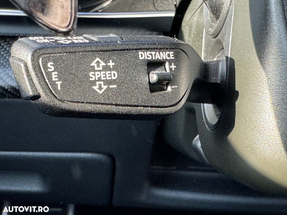 Audi RS Q8 TFSI quattro tiptronic - 12